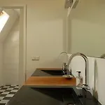 Het Oude Postkantoor ברומן