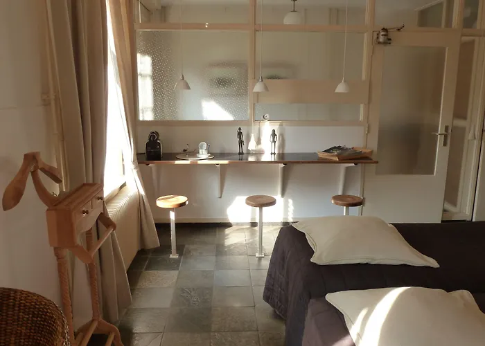 Het Oude Postkantoor 3*