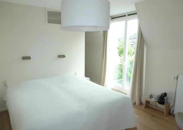 Het Oude Postkantoor فندق برومين