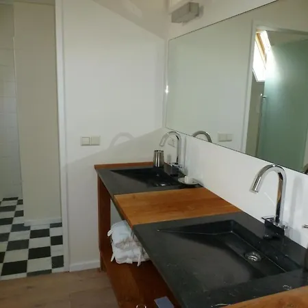 Het Oude Postkantoor 3*