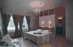 赫特奥德珀斯特坎图酒店 布吕门